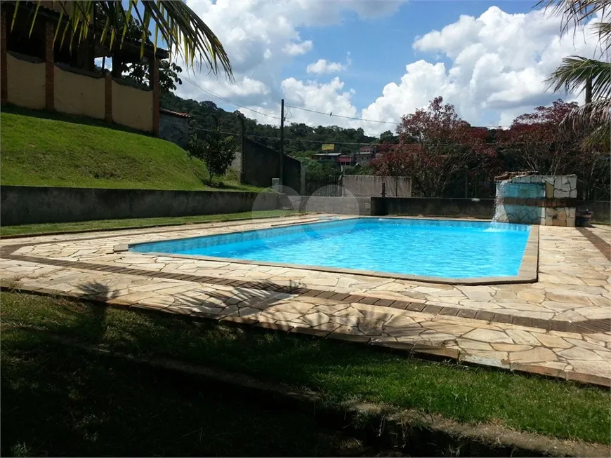 Foto 1 de Fazenda/Sítio com 4 Quartos à venda, 500m² em Area Rural de Mairipora, Mairiporã