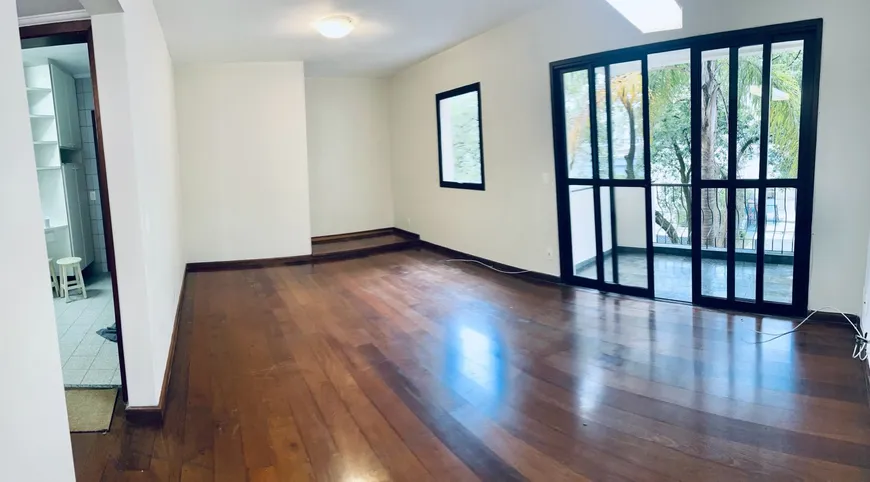 Foto 1 de Apartamento com 4 Quartos à venda, 127m² em Moema, São Paulo