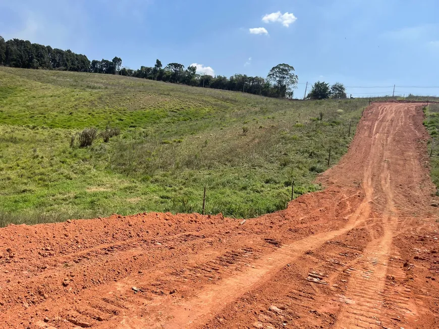 Foto 1 de Lote/Terreno à venda, 500m² em Cachoeira, Cotia