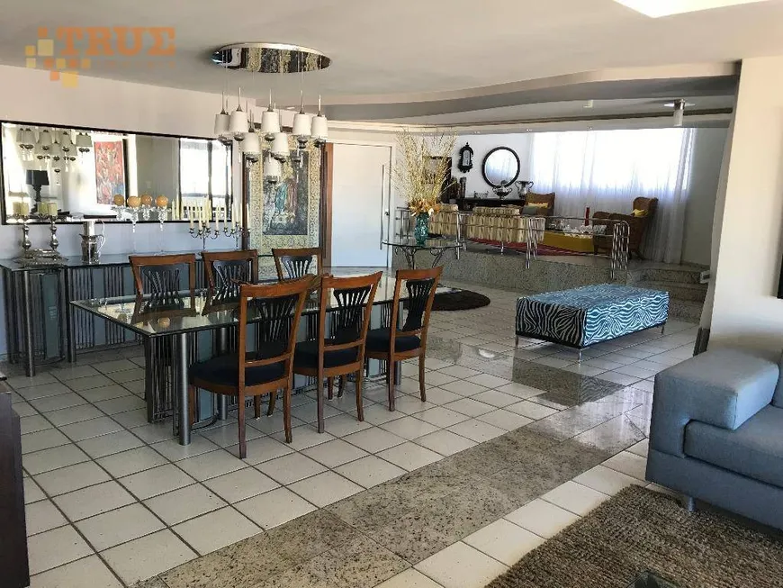Foto 1 de Apartamento com 5 Quartos à venda, 550m² em Parnamirim, Recife