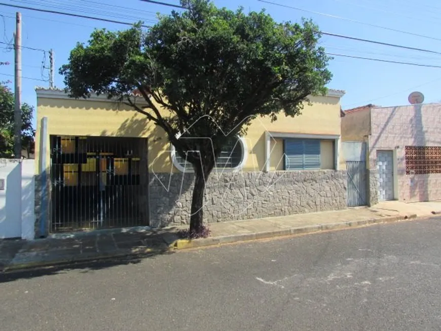 Foto 1 de Casa com 3 Quartos à venda, 109m² em Vila Xavier, Araraquara