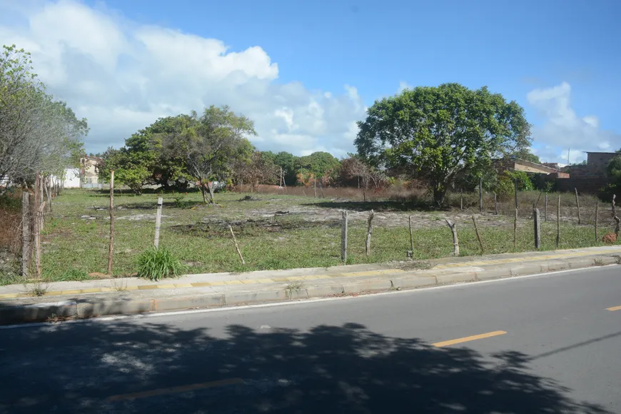 Foto 1 de Lote/Terreno à venda, 1400m² em Guarajuba, Camaçari