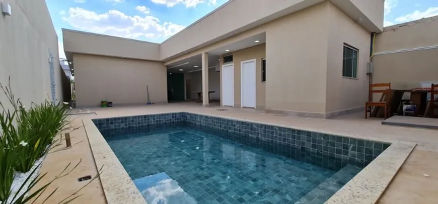 Foto 1 de Casa de Condomínio com 3 Quartos à venda, 420m² em Setor Habitacional Vicente Pires, Brasília