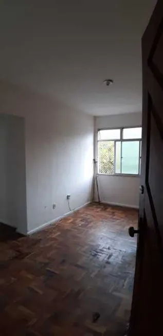 Foto 1 de Apartamento com 3 Quartos à venda, 55m² em Taquara, Rio de Janeiro