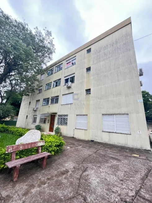 Foto 1 de Apartamento com 2 Quartos à venda, 55m² em Passo da Areia, Porto Alegre