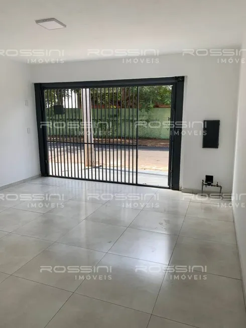 Foto 1 de Casa com 2 Quartos à venda, 85m² em VILA VIRGINIA, Ribeirão Preto