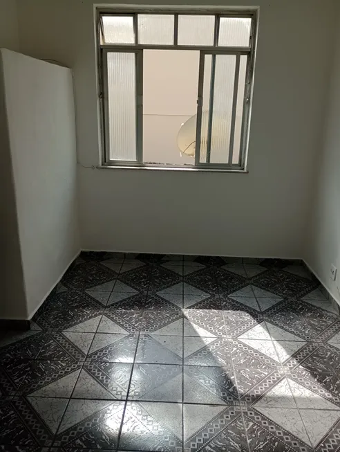 Foto 1 de Apartamento com 1 Quarto para alugar, 40m² em Penha, Rio de Janeiro