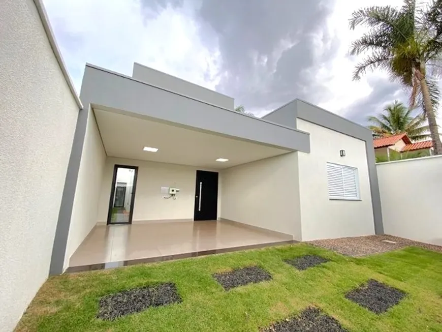 Foto 1 de Casa com 3 Quartos à venda, 150m² em Jardim Botânico, Uberlândia