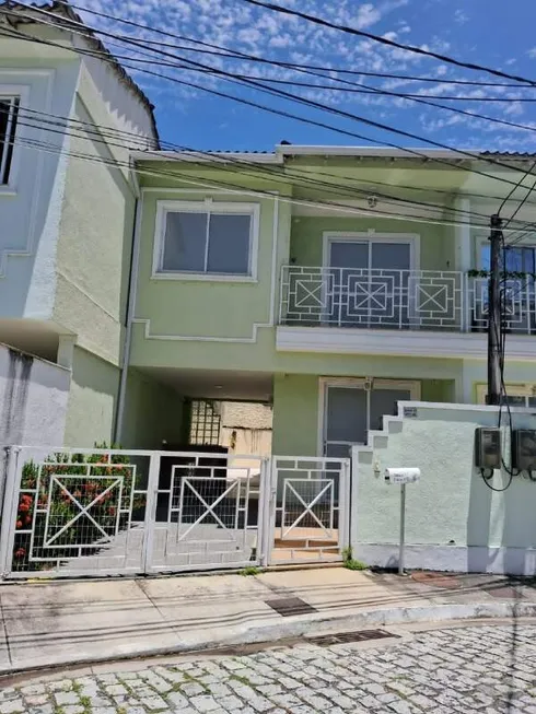 Foto 1 de Casa com 2 Quartos à venda, 107m² em Taquara, Rio de Janeiro