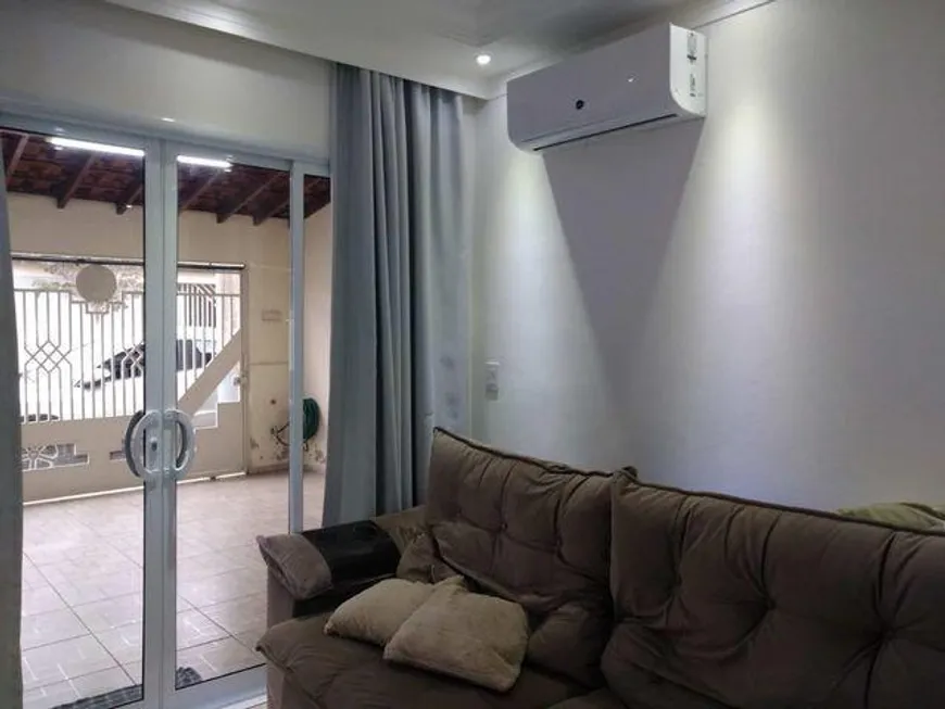 Foto 1 de Casa com 2 Quartos à venda, 90m² em Jardim Marajó, Campinas