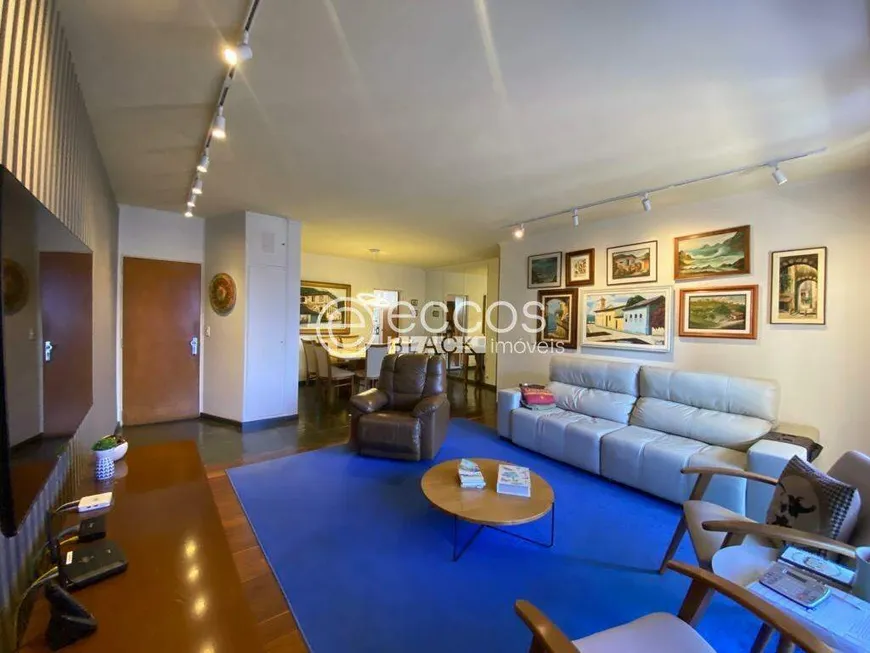 Foto 1 de Apartamento com 3 Quartos à venda, 180m² em Fundinho, Uberlândia