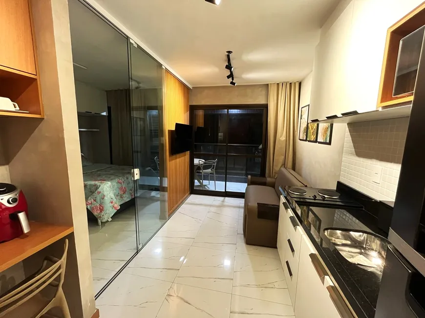 Foto 1 de Apartamento com 1 Quarto à venda, 32m² em Barra, Salvador