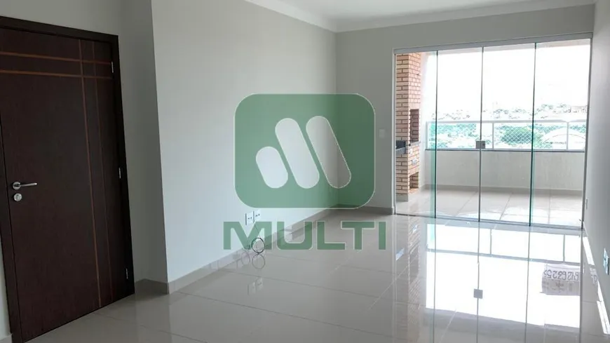 Foto 1 de Apartamento com 3 Quartos à venda, 115m² em Jardim Botânico, Uberlândia