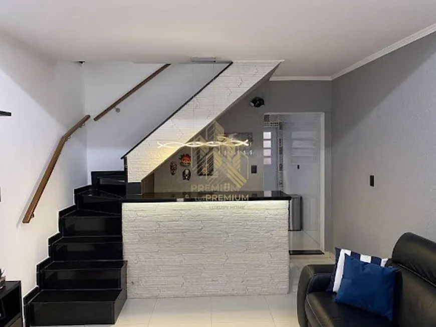 Foto 1 de Casa com 2 Quartos à venda, 80m² em Santana, São Paulo