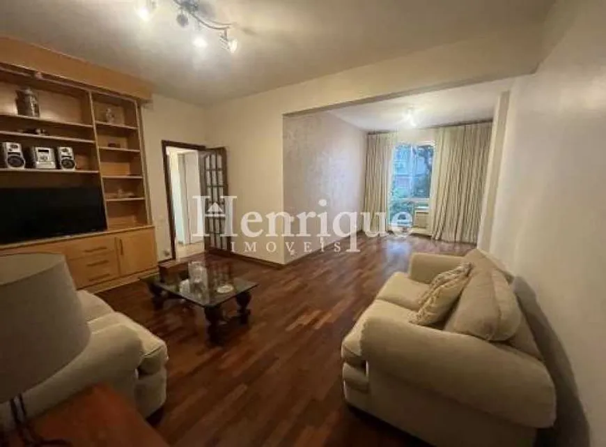 Foto 1 de Apartamento com 4 Quartos à venda, 132m² em Laranjeiras, Rio de Janeiro