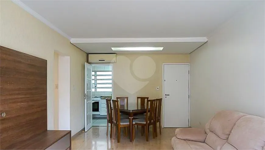 Foto 1 de Apartamento com 3 Quartos à venda, 100m² em Pacaembu, São Paulo