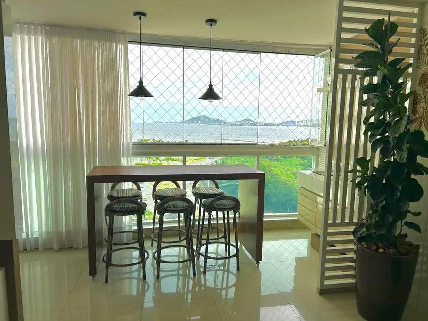 Foto 1 de Apartamento com 4 Quartos à venda, 135m² em Jardim Camburi, Vitória