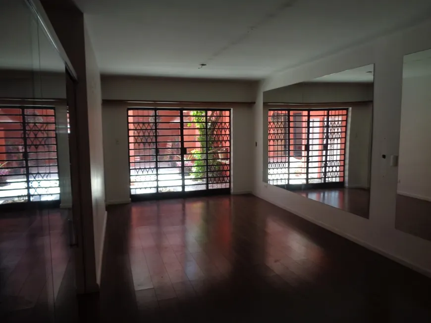 Foto 1 de Casa com 3 Quartos à venda, 250m² em Brooklin, São Paulo