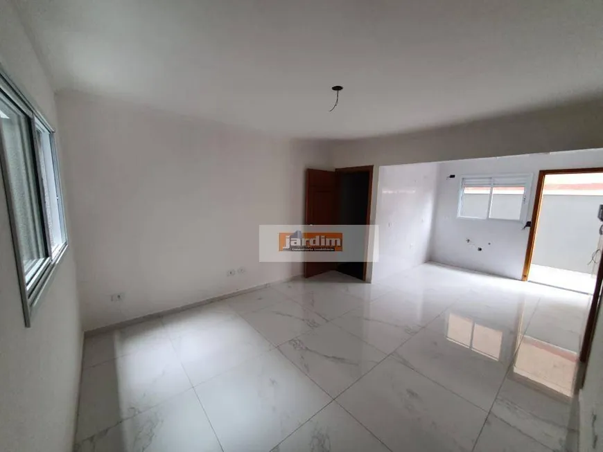 Foto 1 de Casa de Condomínio com 3 Quartos à venda, 143m² em Vila Curuçá, Santo André