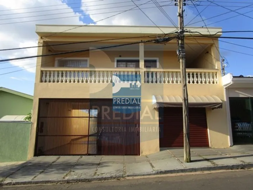 Foto 1 de Casa com 3 Quartos à venda, 232m² em Jardim das Torres, São Carlos
