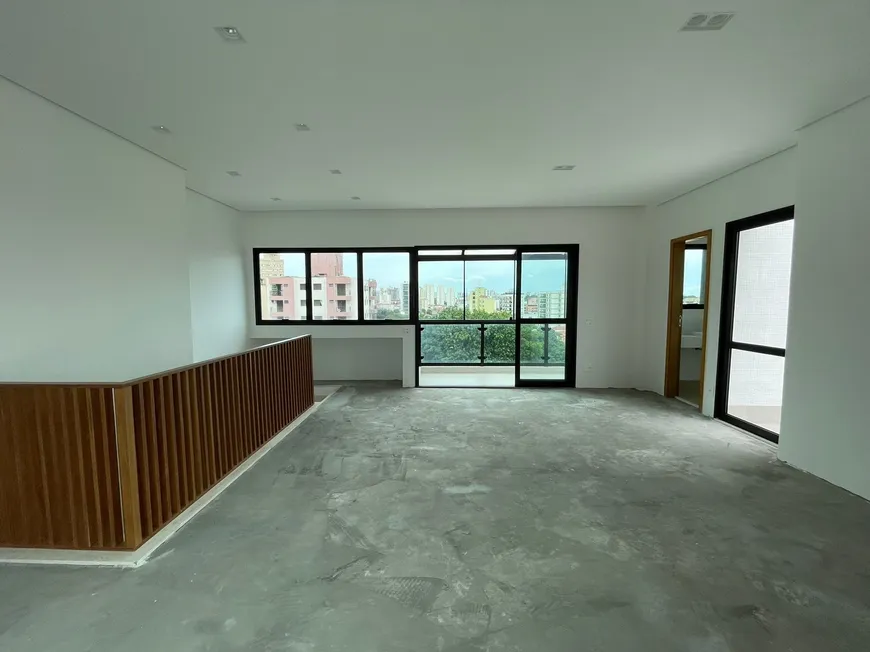 Foto 1 de Apartamento com 3 Quartos à venda, 300m² em Mirandópolis, São Paulo