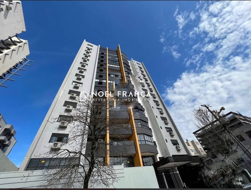 Foto 1 de Apartamento com 3 Quartos à venda, 181m² em Centro, Cascavel