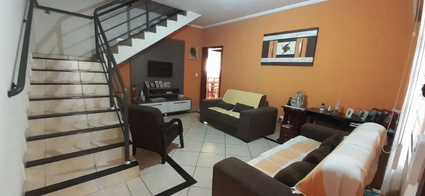 Foto 1 de Casa com 5 Quartos à venda, 250m² em Vila Boldrin, Santa Bárbara D'Oeste