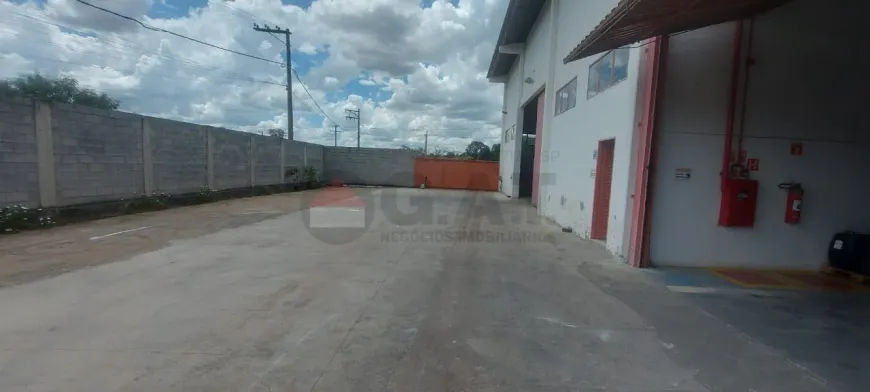 Foto 1 de Galpão/Depósito/Armazém para alugar, 400m² em Zona Industrial, Sorocaba