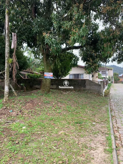 Foto 1 de Lote/Terreno à venda, 243m² em Saguaçú, Joinville