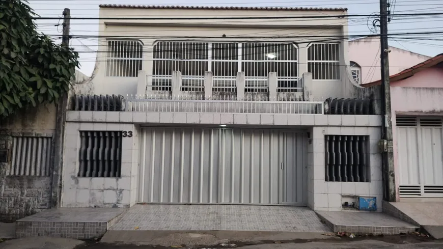 Foto 1 de Sobrado com 4 Quartos à venda, 300m² em Barra do Ceará, Fortaleza