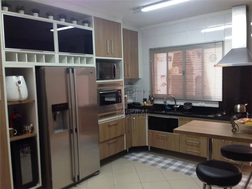 Foto 1 de Sobrado com 3 Quartos à venda, 160m² em Vila Curuçá, Santo André