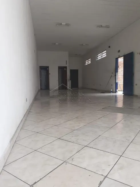 Foto 1 de Galpão/Depósito/Armazém para alugar, 90m² em Alto do Cardoso, Pindamonhangaba