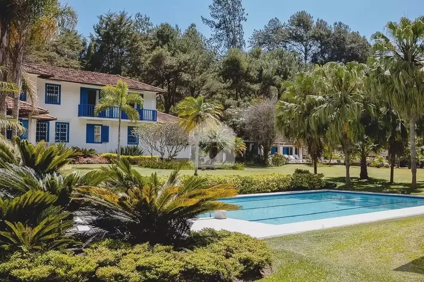 Foto 1 de Casa com 13 Quartos à venda, 1724m² em Itaipava, Petrópolis