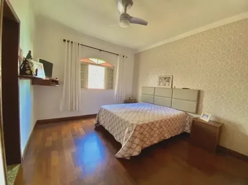 Foto 1 de Casa com 3 Quartos à venda, 178m² em Jardim Europa, Bragança Paulista