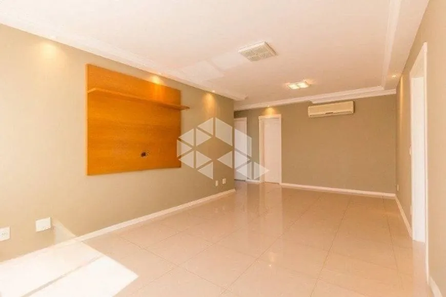 Foto 1 de Apartamento com 3 Quartos à venda, 98m² em São Geraldo, Porto Alegre