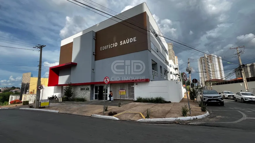 Foto 1 de Sala Comercial para alugar, 21m² em Bosque da Saúde, Cuiabá