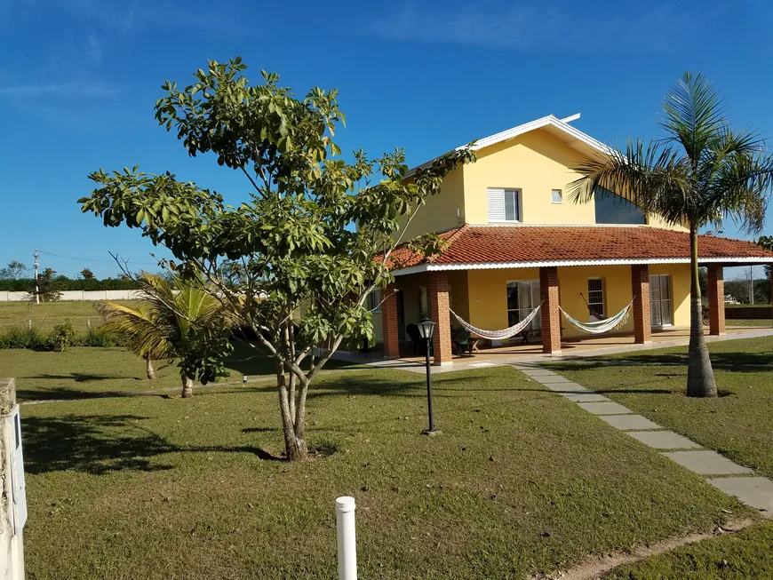 Foto 1 de Casa de Condomínio com 4 Quartos à venda, 251m² em Jardim Ninho Verde II, Pardinho