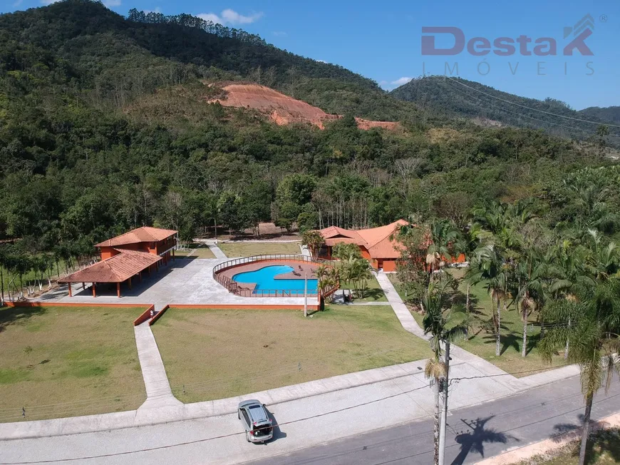 Foto 1 de Lote/Terreno à venda, 694m² em , Antônio Carlos