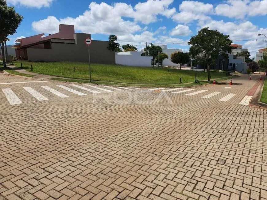 Foto 1 de Lote/Terreno à venda, 249m² em Parque Sisi, São Carlos