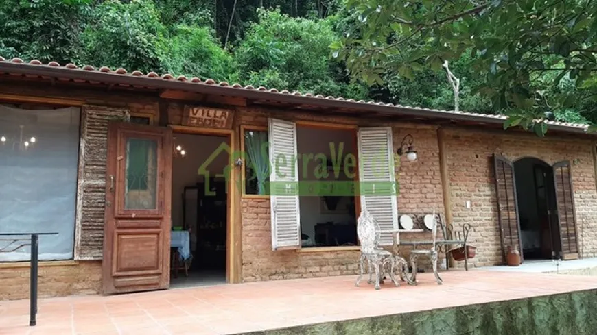 Foto 1 de Casa com 1 Quarto à venda, 46000m² em Correas, Petrópolis