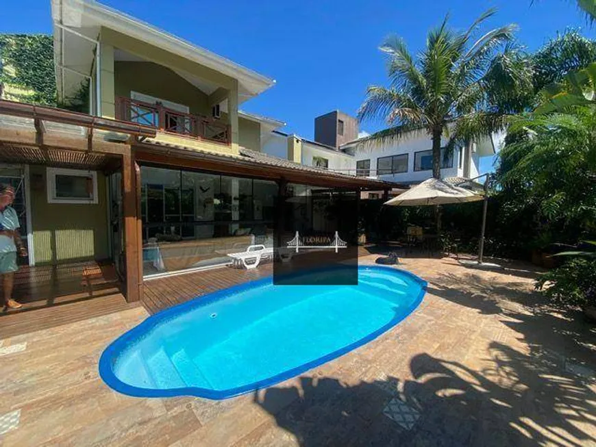 Foto 1 de Casa com 3 Quartos à venda, 340m² em Jurerê Internacional, Florianópolis