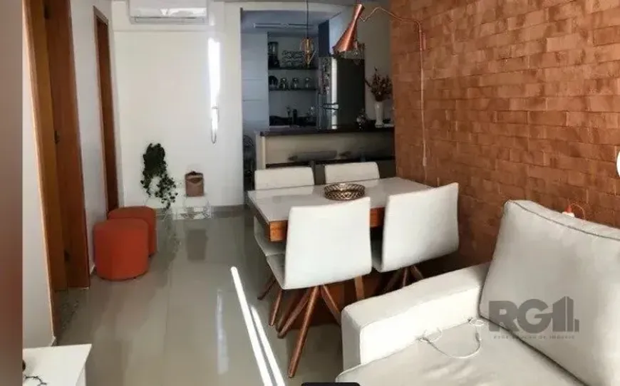 Foto 1 de Apartamento com 1 Quarto à venda, 41m² em Passo da Areia, Porto Alegre