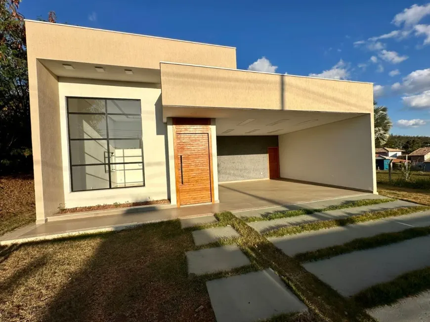 Foto 1 de Casa de Condomínio com 3 Quartos à venda, 235m² em Condomínio Vale do Luar , Jaboticatubas