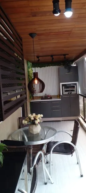 Foto 1 de Apartamento com 2 Quartos à venda, 96m² em Barra da Tijuca, Rio de Janeiro