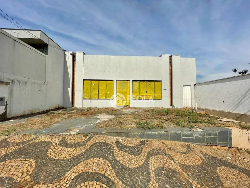 Foto 1 de Imóvel Comercial com 3 Quartos para alugar, 177m² em Jardim Santana, Americana