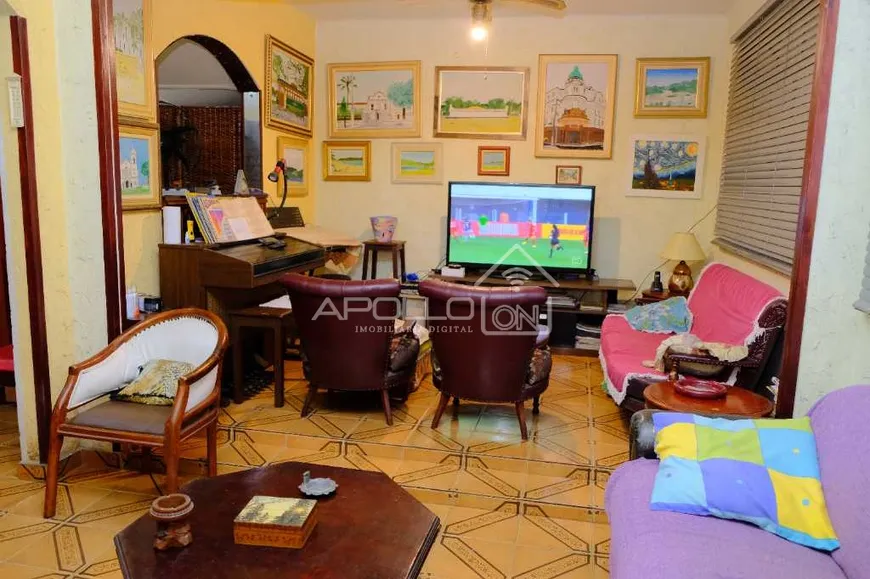 Foto 1 de Casa com 4 Quartos à venda, 347m² em Encruzilhada, Santos