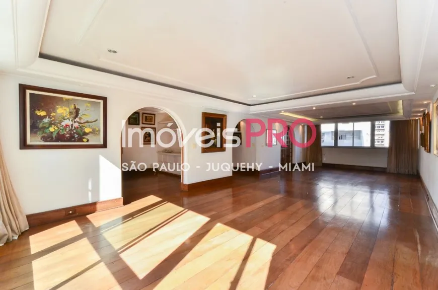 Foto 1 de Apartamento com 3 Quartos à venda, 256m² em Jardim Paulista, São Paulo