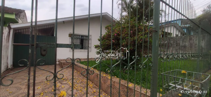 Foto 1 de Casa com 2 Quartos à venda, 60m² em Uberaba, Curitiba