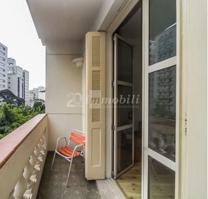 Foto 1 de Apartamento com 3 Quartos à venda, 150m² em Higienópolis, São Paulo