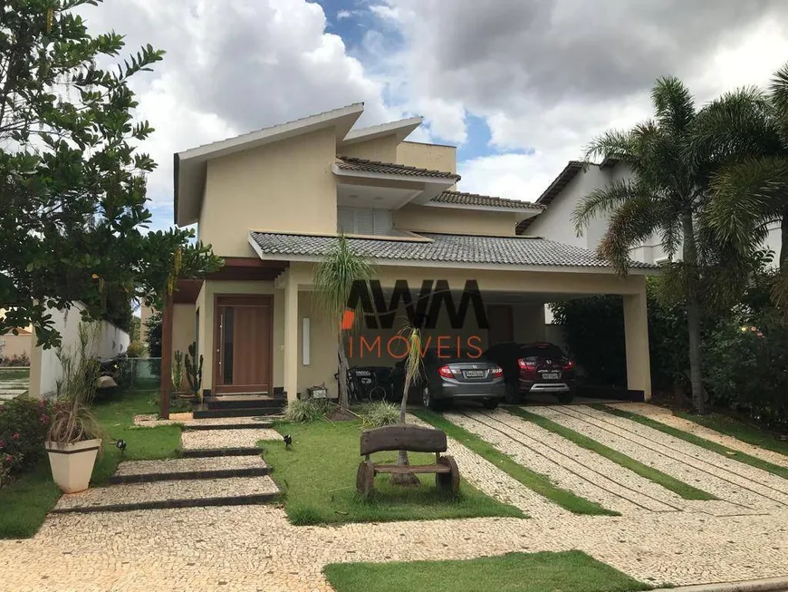 Foto 1 de Casa de Condomínio com 4 Quartos à venda, 350m² em Alphaville Flamboyant Residencial Araguaia, Goiânia